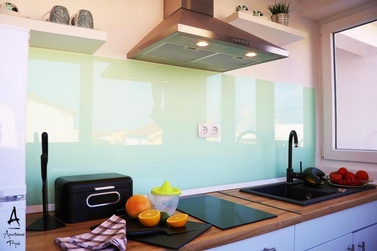 Apartmani Prpic Razanac Ngoại thất bức ảnh